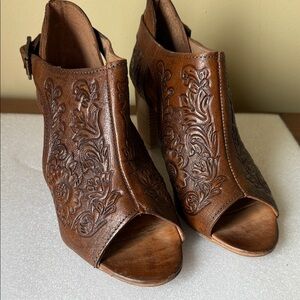Roper Brown Embossed Leather Peep-Toe Boots